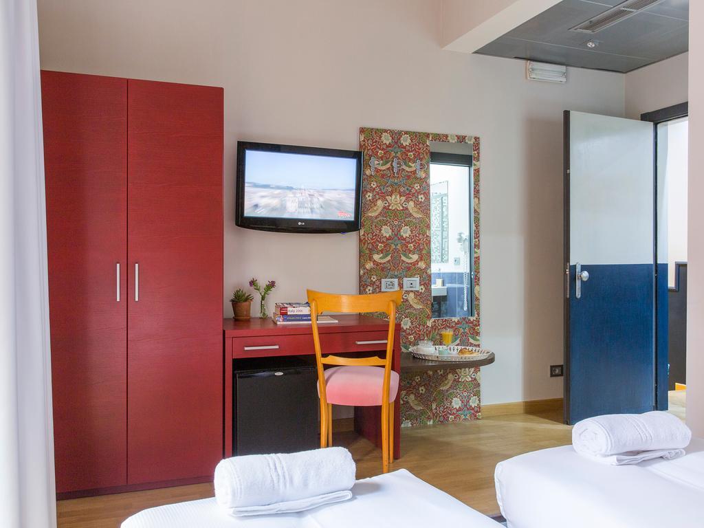 Monti First Hotel Рим Екстериор снимка