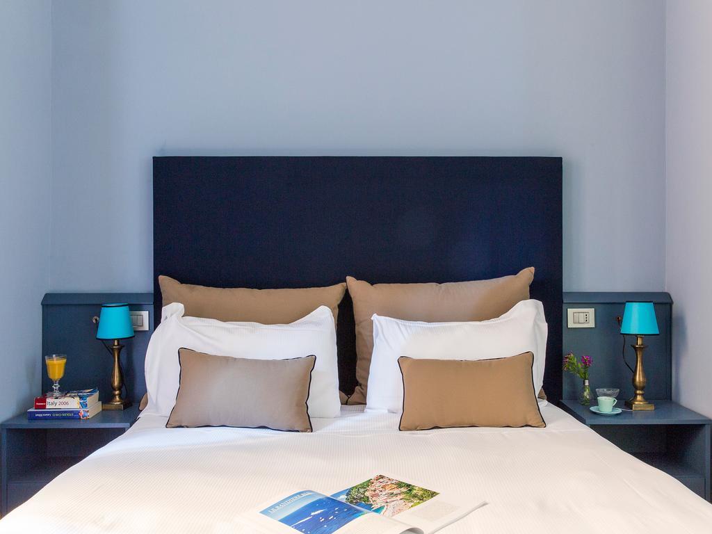Monti First Hotel Рим Екстериор снимка